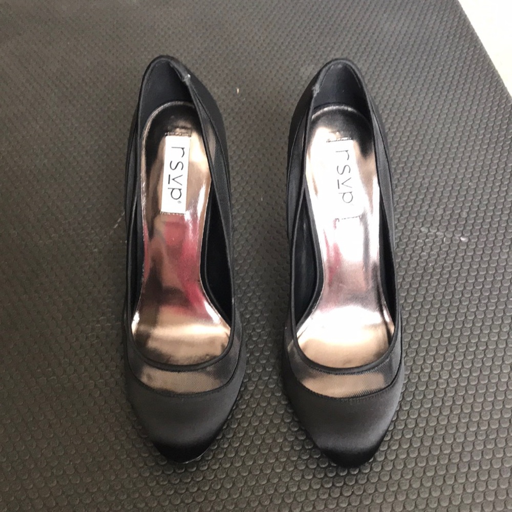 RSVP Pumps